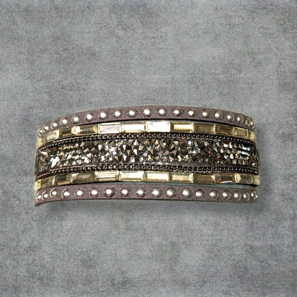 Charming Charlie Jewelry - 2/$20 Silver Grey Rhinestone Wrap Bracelet Sparkly Crystals NEW! Adjustable A58